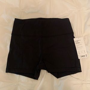 Athleta 3” Ultimate Short